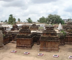 Navalinga Temples at Kuknur 1